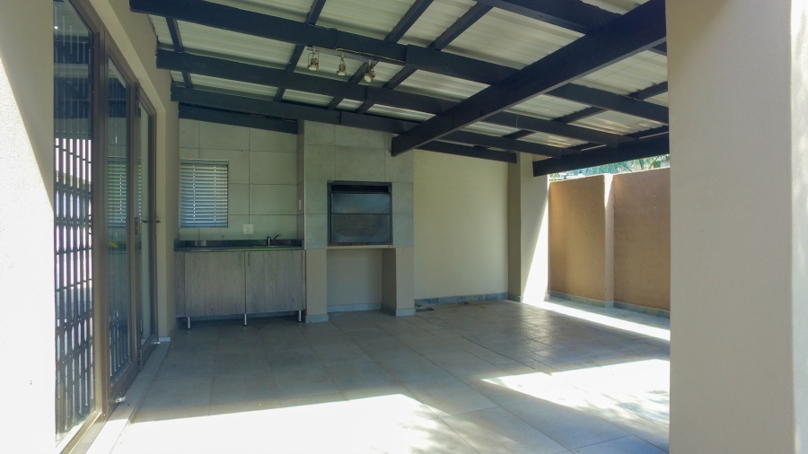 3 Bedroom Property for Sale in Geelhoutpark North West